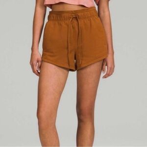 Lululemon Inner Glow High Rise Tan Shorts size 14